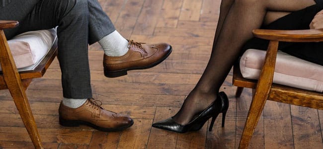 Pareja en proceso legal relacionado con la patria potestad, asesorada por MNC Legal en Chiclana de la Frontera, Cádiz